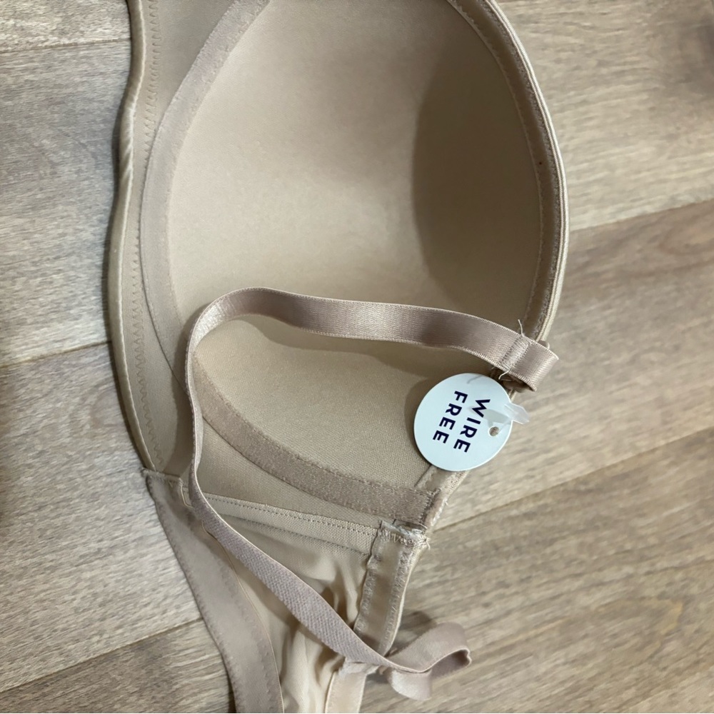 Bra by b.tempted - wireless - Picture 3 of 3